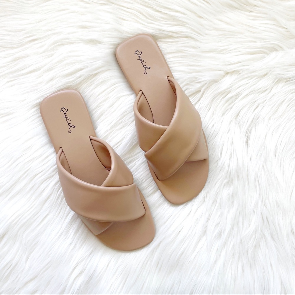Padded criss cross strap sandals slides slip on - Picture 6 of 11